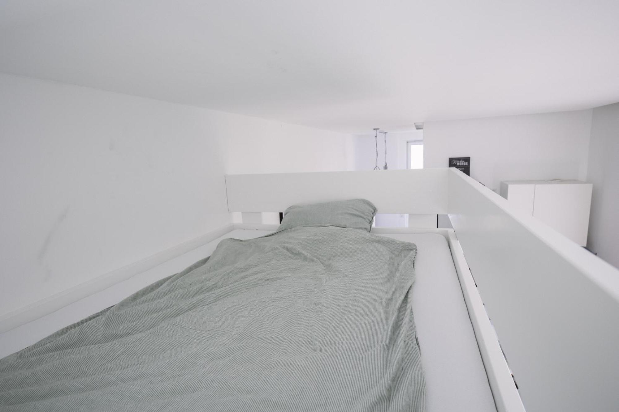 Schoene, Moderne Wohnung Mit Grosszuegiger Terasse エッセン エクステリア 写真