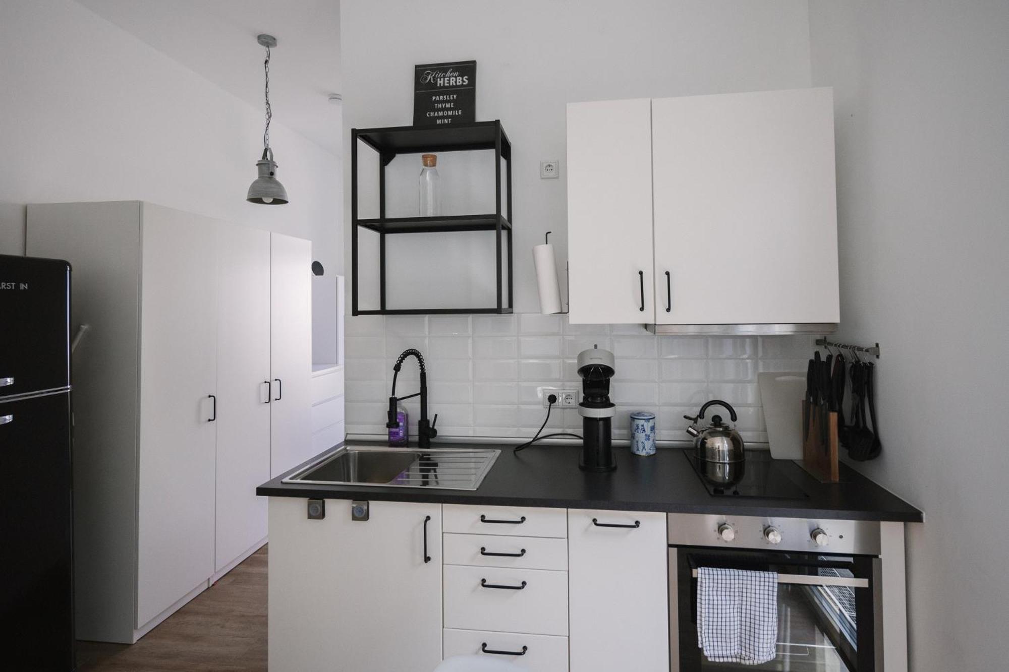 Schoene, Moderne Wohnung Mit Grosszuegiger Terasse エッセン エクステリア 写真